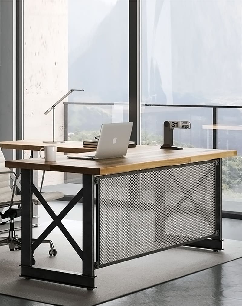 Столы офисные на металлической основе