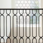 Перила лофт металлические фигурные