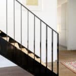 Перила металлические вертикальный рисунок