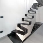 Лестница "Зигзаг" металлическая минимализм