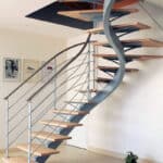 Лестница лофт на гнутом косоуре