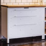 Кухня лофт напольный шкаф