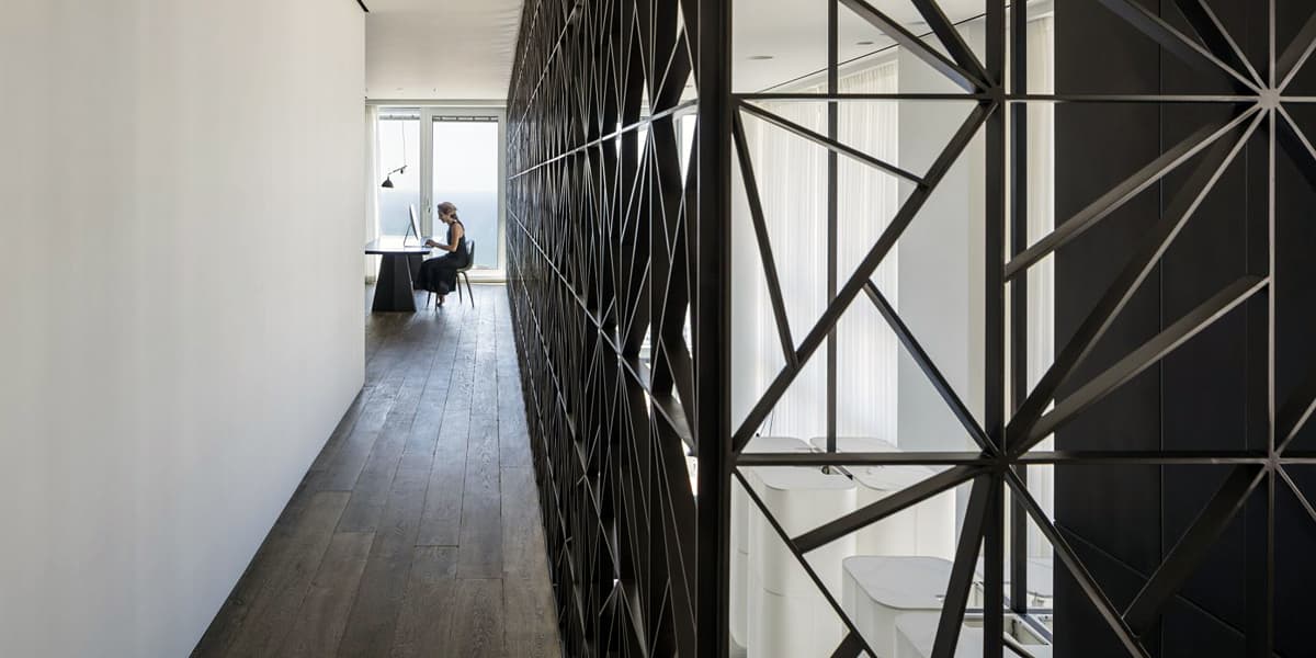 Перегородка металлическая лофт стационарная