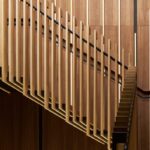 Перила реечные вертикальные лиственница