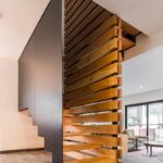 Лестница парящая крепление в потолок