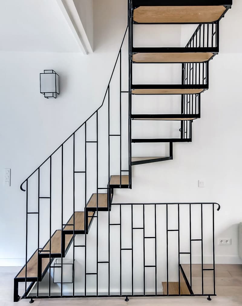 Лестница французский стиль металлический каркас