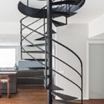 Лестница винтовая металлическая черная